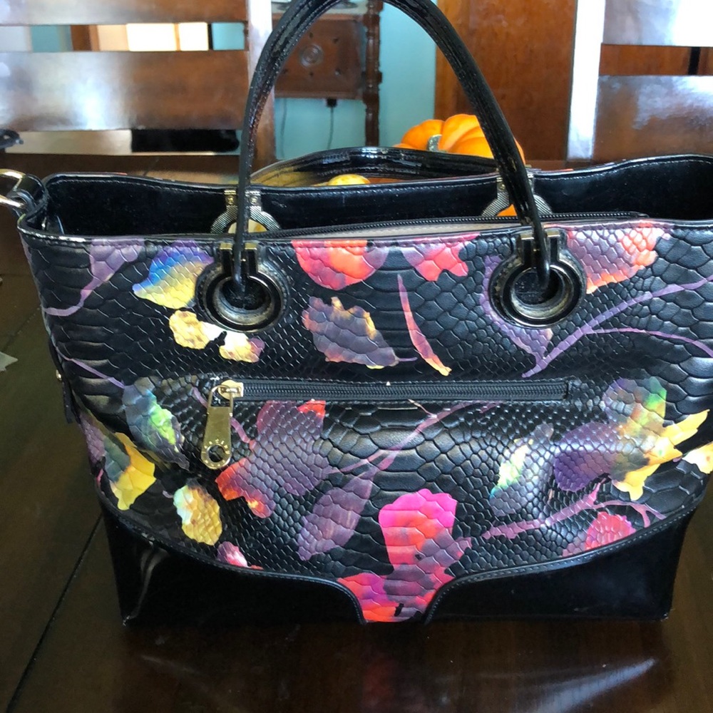 Floral pattern Purse